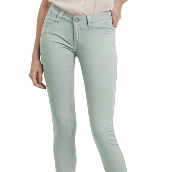NWT Sarina Milky Green Skinny Jeans - Picture 4 of 8